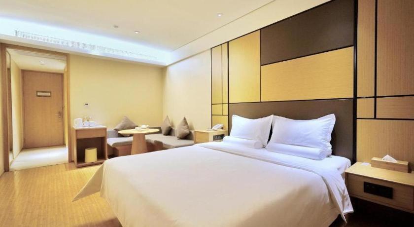 Ji Hotel Shanghai Hongqiao Yan'An XI Road Exterior foto